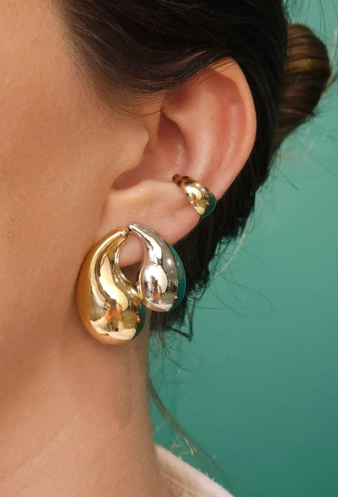 18k Gold / Rhodium Plated Drop Earring