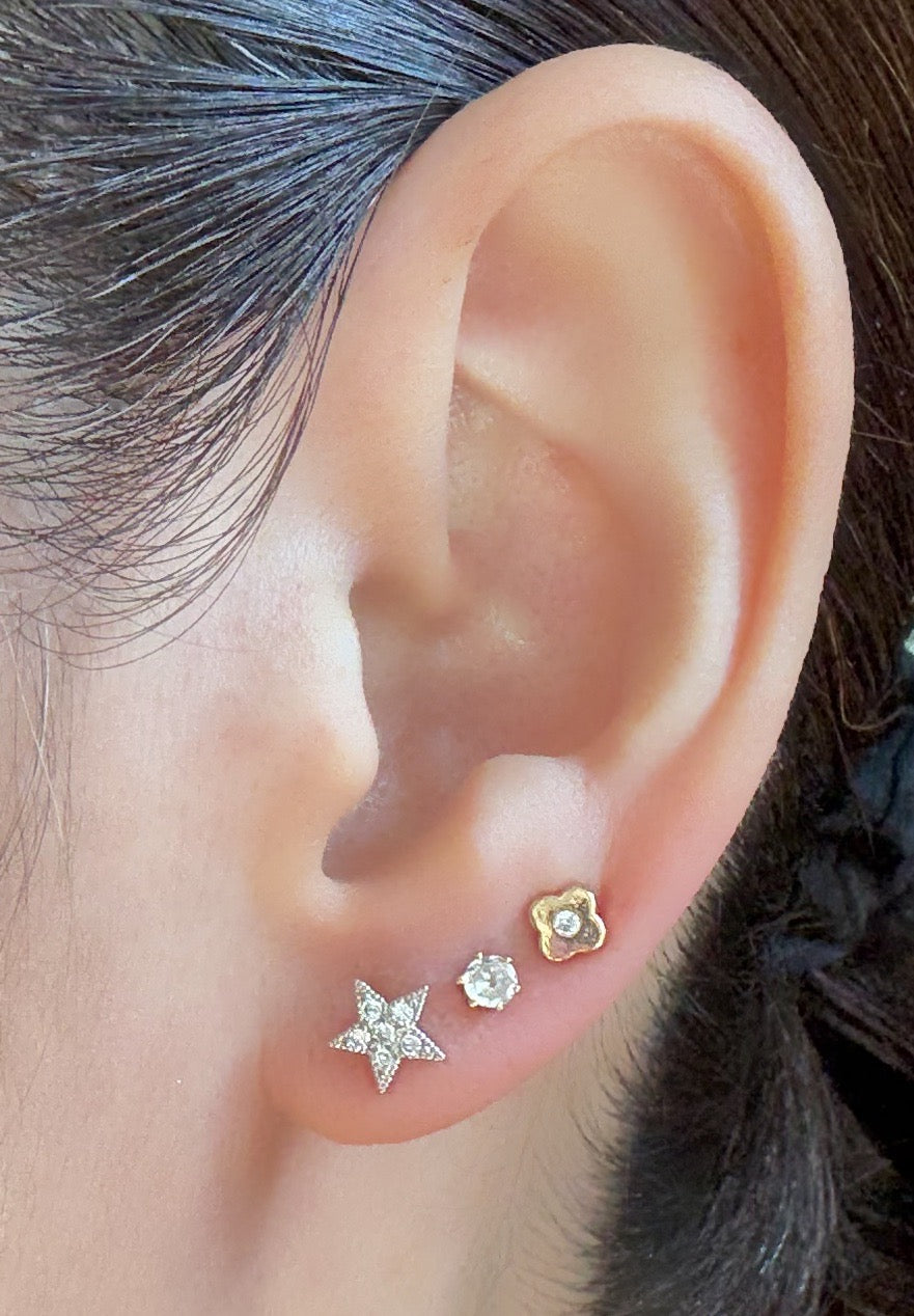 18k Gold / Rhodium Plated Star Stud Earring