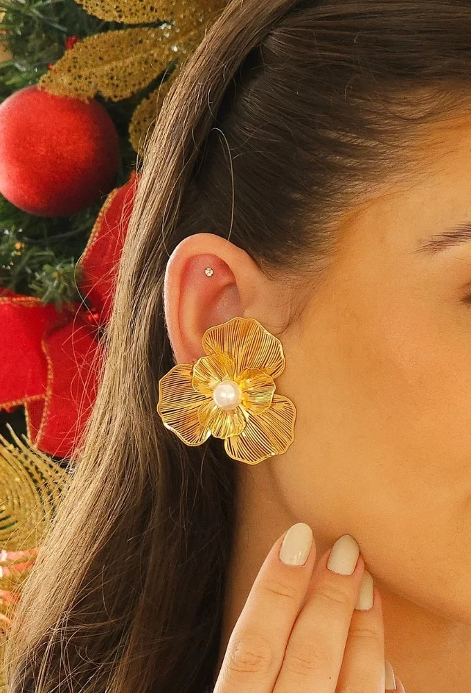 18k Gold Plated Organic Flower with Removable Pearl Earring
