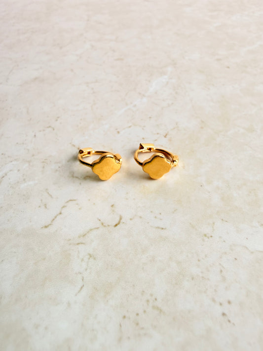 18k Gold Plated Clover Huggie Hoop Earrings
