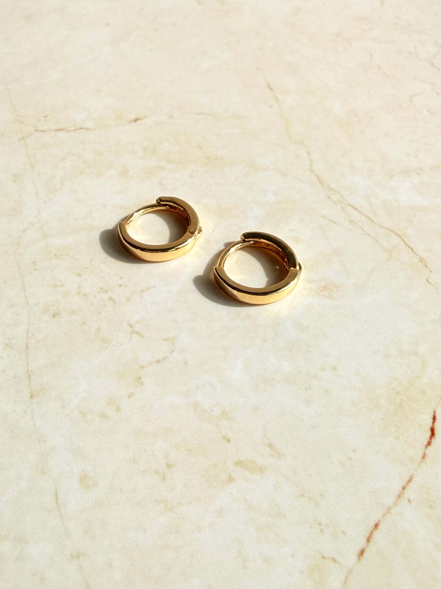 18k Gold Plated Everyday Huggie Hoop Earrings