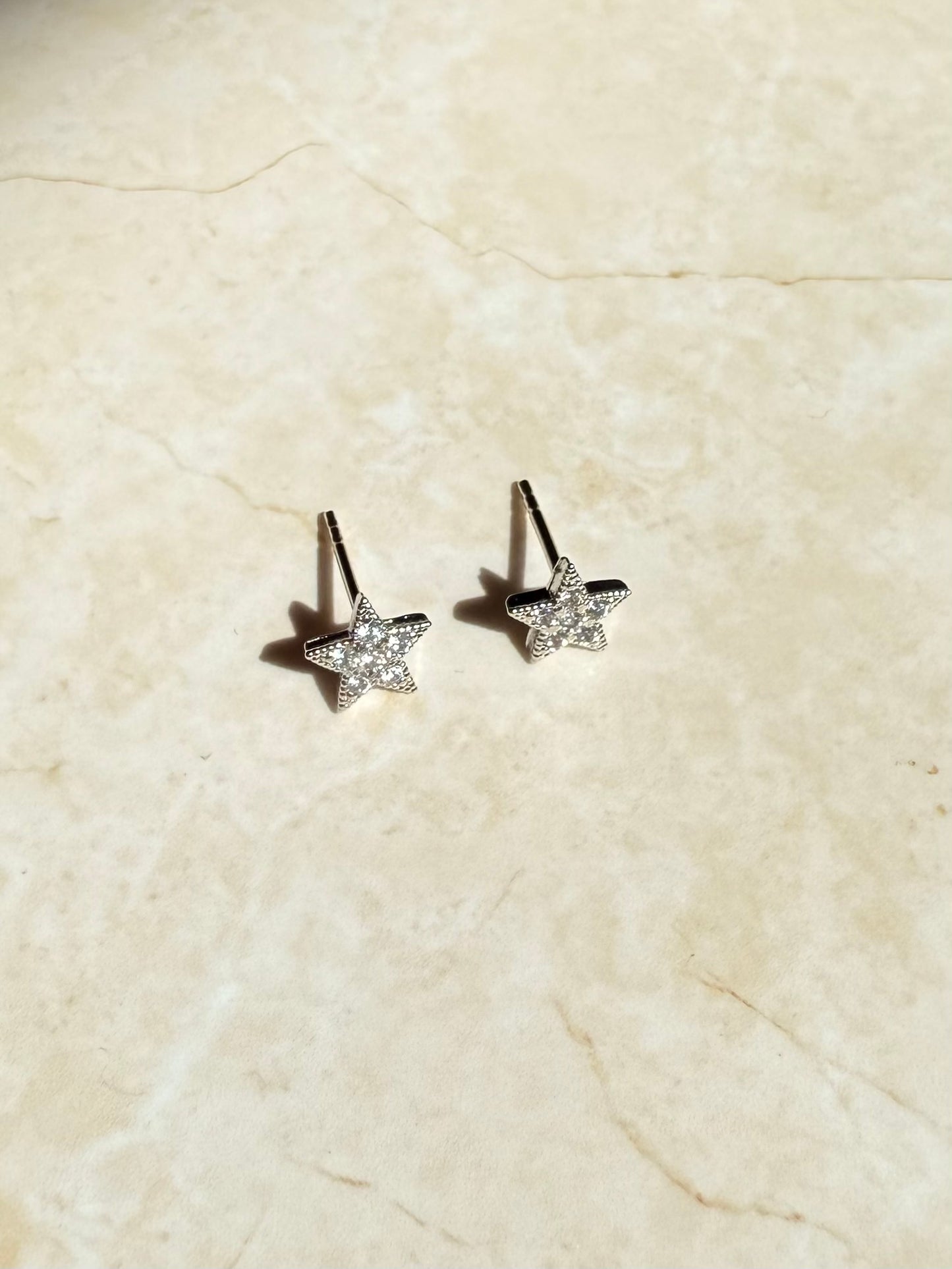 18k Gold / Rhodium Plated Star Stud Earring