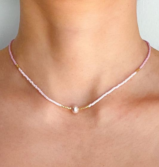 Handmade Light Purple Beaded Necklace with Freshwater Pearl